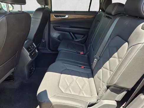 Used 2026 Volkswagen Atlas SE AWD/4WD image 17