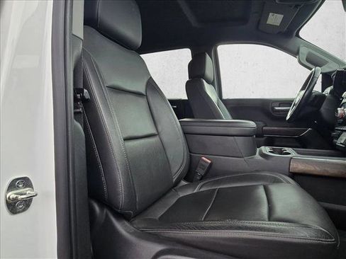 Used 2019 GMC Sierra 1500 SLT image 18