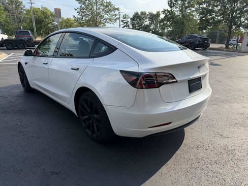 Used 2023 Tesla Model 3 Standard Range RWD image 5