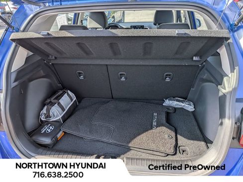 Used 2025 Hyundai Venue Limited FWD image 35