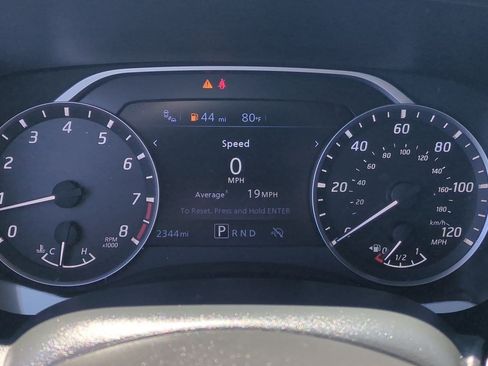 Certified 2024 Nissan Frontier SV w/ Technology Package RWD image 14