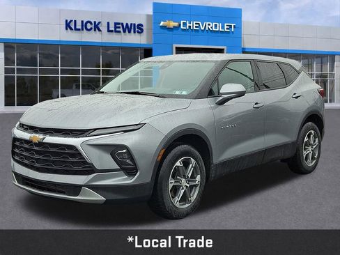 Used 2023 Chevrolet Blazer LT w/ Driver Confidence Package image 3