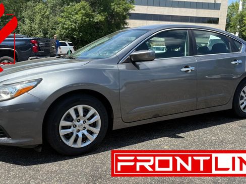 Used 2016 Nissan Altima 2.5 S w/ Power Driver Seat Package FWD image 1