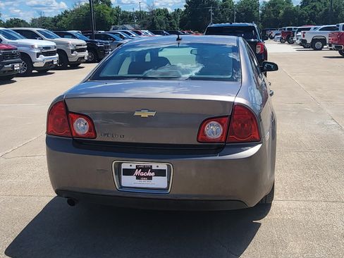 Used 2010 Chevrolet Malibu LT w/ Power Convenience Package FWD image 11