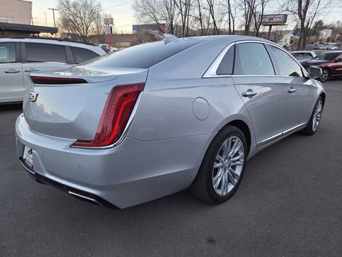 Used 2019 Cadillac XTS Luxury image 7