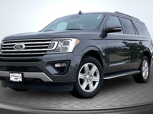 Used 2019 Ford Expedition XLT w/ Equipment Group 202A AWD/4WD image 1
