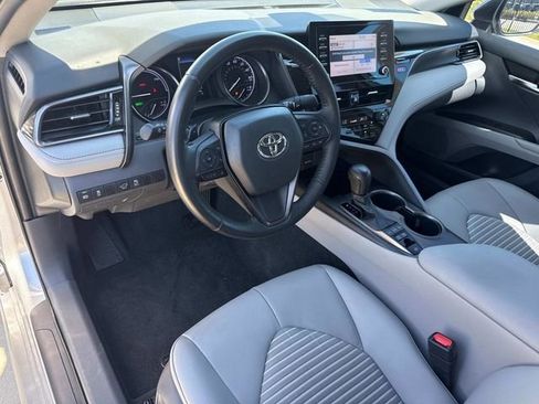 Used 2021 Toyota Camry SE FWD image 24