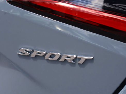 Used 2024 Honda Civic Sport image 8