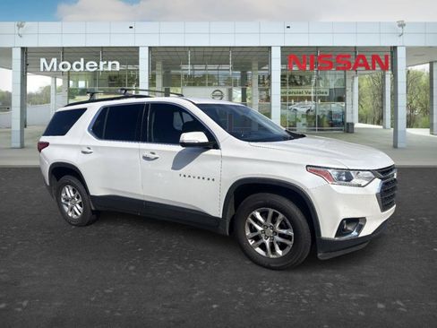 Used 2019 Chevrolet Traverse LT FWD image 7