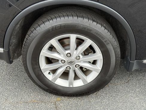 Used 2024 Dodge Durango SXT RWD image 19