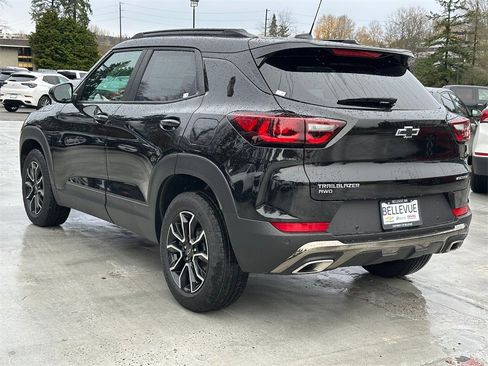 New 2026 Chevrolet TrailBlazer ACTIV w/ Convenience Package image 3