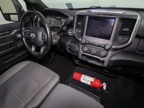 Used 2024 RAM 2500 Big Horn image 19