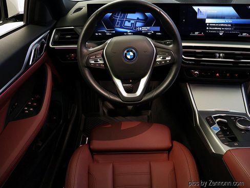 Used 2023 BMW i4 eDrive35 w/ Premium Package RWD image 14