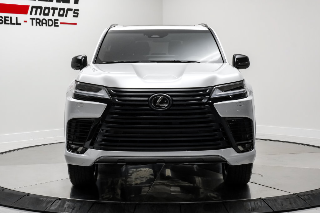 Used 2026 Lexus LX 700h Luxury w/ Appearance Package AWD/4WD image 4