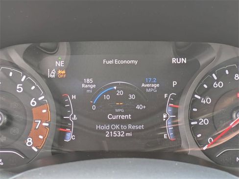 Used 2024 Jeep Compass Latitude image 16