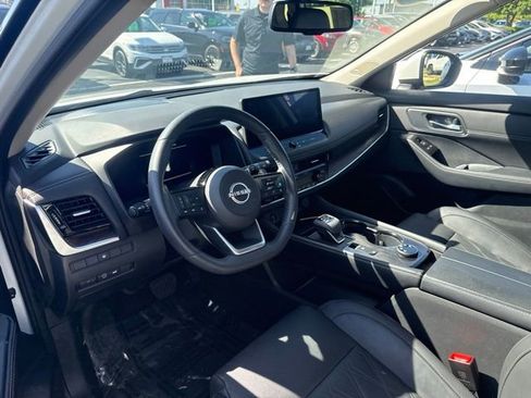 Certified 2024 Nissan Rogue Platinum AWD/4WD image 5