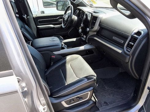 Used 2023 RAM 1500 Laramie AWD/4WD image 13