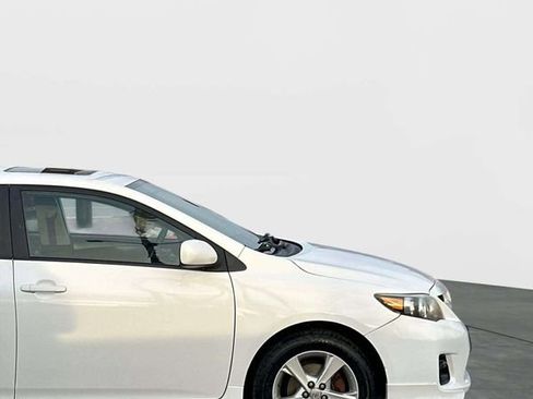 Used 2012 Toyota Corolla S image 4