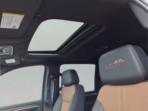 New 2026 Chevrolet Silverado 3500 High Country w/ High Country Premium Package AWD/4WD image 18