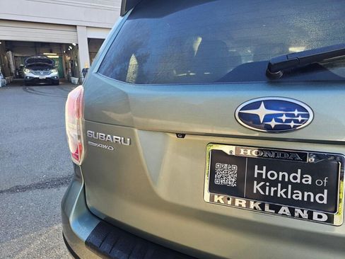 Used 2015 Subaru Forester 2.5i Touring w/ Eyesight & Navigation System image 11