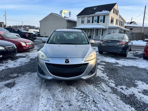Used 2012 MAZDA MAZDA5 Sport image 2