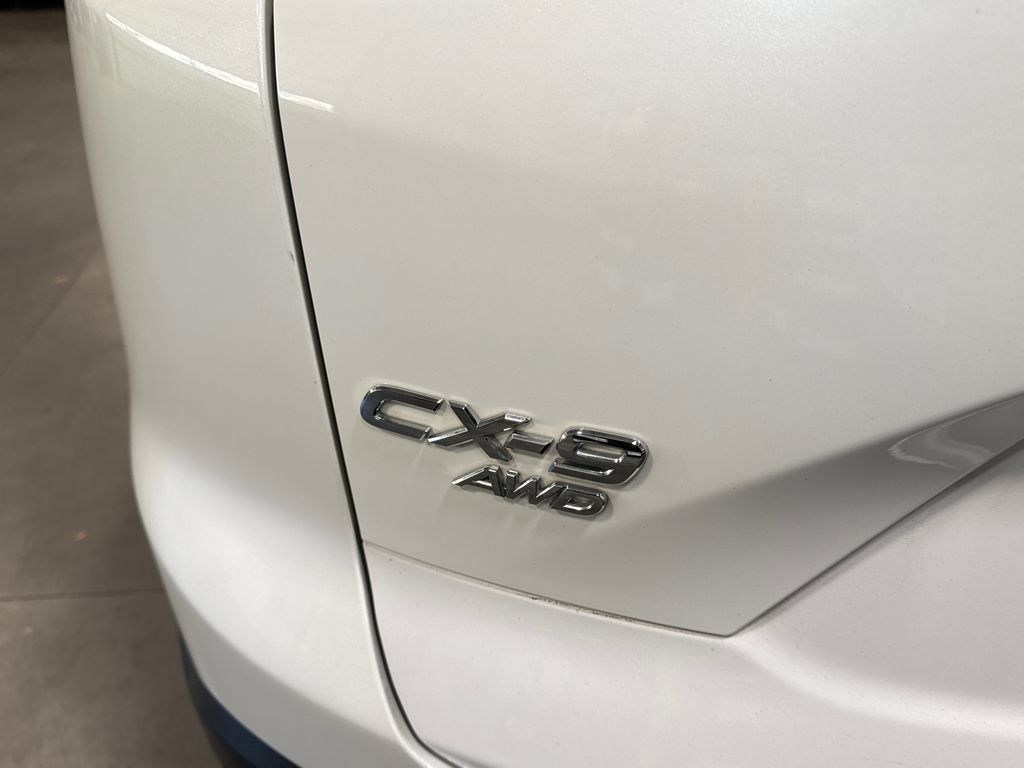 Used 2016 MAZDA CX-9 Touring AWD/4WD image 5