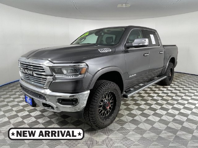 Used 2019 RAM 1500 Laramie AWD/4WD image 1