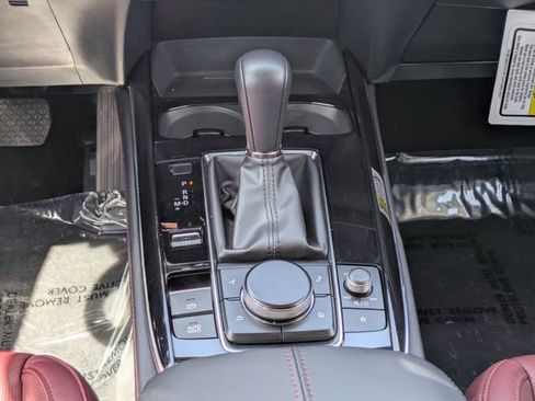 Certified 2025 MAZDA CX-30 AWD 2.5 S w/ Preferred Package image 16