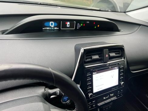 Used 2021 Toyota Prius Prime LE image 16