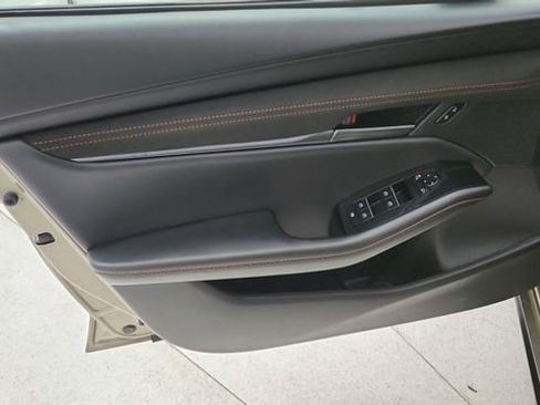 Used 2024 MAZDA MAZDA3 s image 17