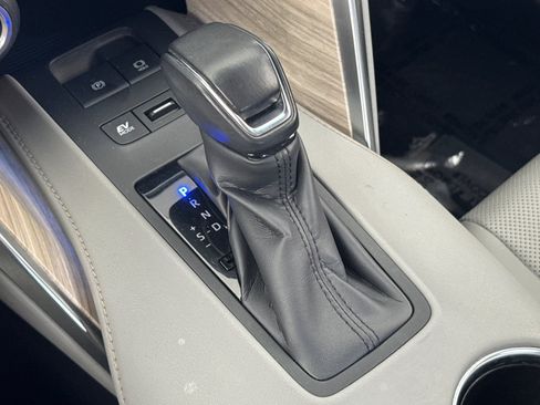 Certified 2023 Toyota Venza Limited AWD/4WD image 20