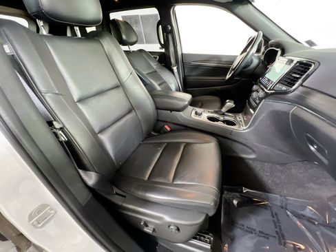 Used 2022 Jeep Grand Cherokee Limited image 28