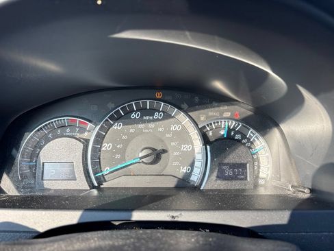Used 2014 Toyota Camry SE FWD image 26