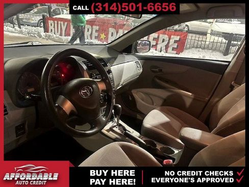Used 2011 Toyota Corolla LE image 11