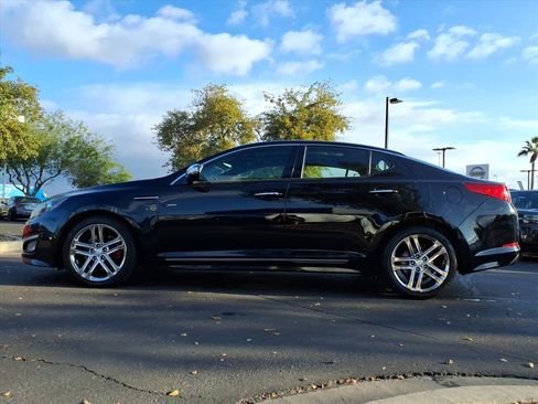 Used 2013 Kia Optima SX w/ Chrome Limited Pkg image 2