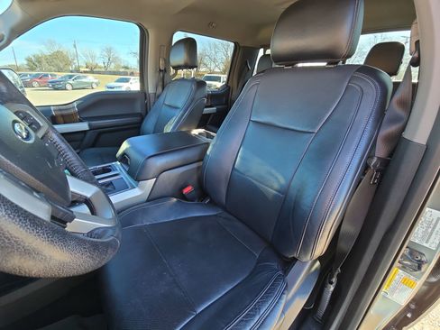 Used 2016 Ford F150 Lariat image 11