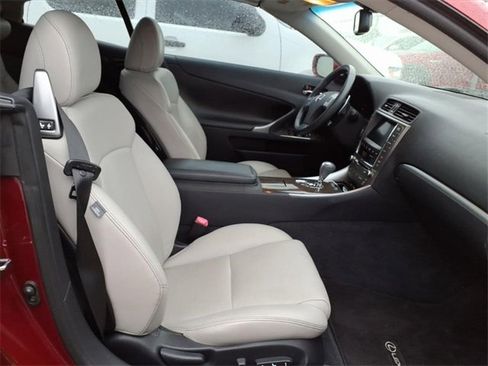Used 2012 Lexus IS 250C image 6