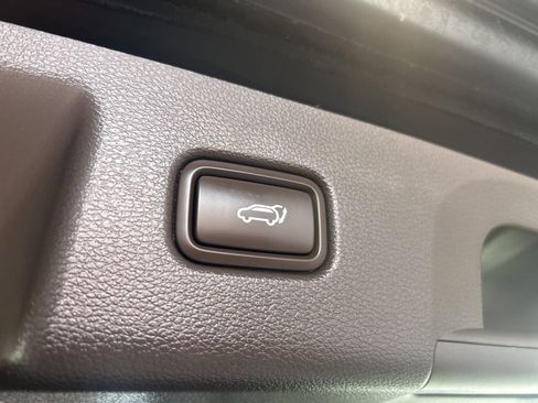 Used 2022 Kia Telluride SX FWD image 15