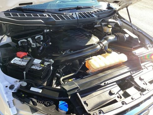 Used 2021 Ford F150 Lariat w/ Equipment Group 502A High image 18