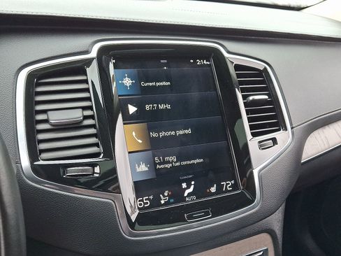 Certified 2022 Volvo XC90 T6 Inscription w/ Climate Package image 17