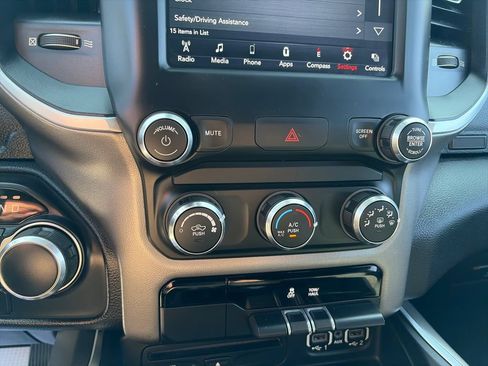 Used 2019 RAM 1500 Big Horn AWD/4WD image 24