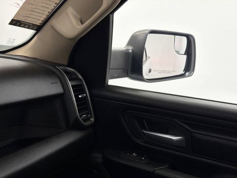 Used 2019 RAM 1500 Tradesman AWD/4WD image 28