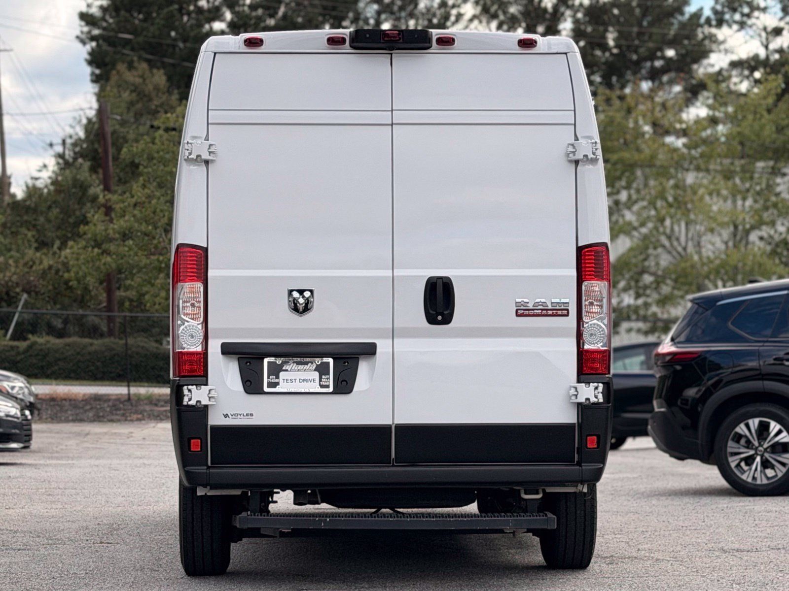 Used 2021 RAM ProMaster 2500 FWD image 4