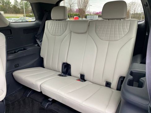 Used 2025 Hyundai Palisade Limited image 24