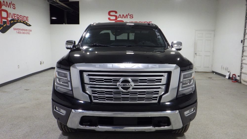 Used 2020 Nissan Titan Platinum Reserve w/ Moonroof Package AWD/4WD image 7