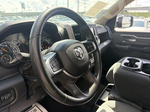 Used 2019 RAM 1500 Big Horn AWD/4WD image 32