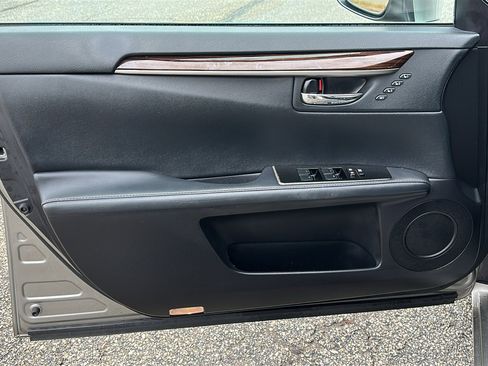 Used 2016 Lexus ES 350 FWD image 14