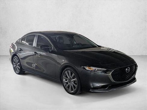 Used 2021 MAZDA MAZDA3 s FWD image 3