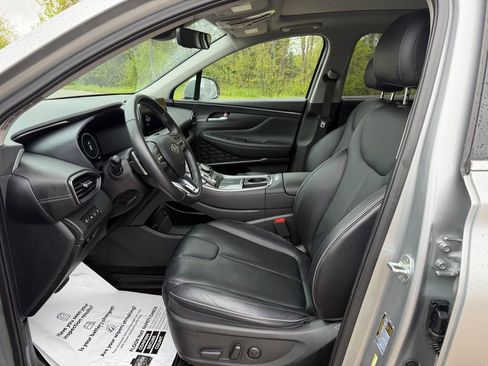 Used 2022 Hyundai Santa Fe SEL w/ Convenience + Premium Package AWD/4WD image 12