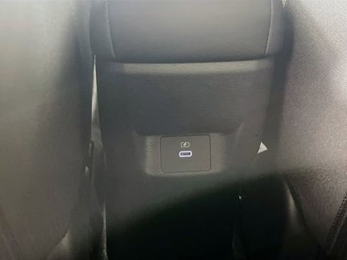 New 2025 Nissan Versa SV w/ Trunk Package image 15